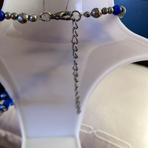 NWOT - EsMar Silvertone Sapphire Blue Crystal Necklace & Matching Earrings - Picture 8 of 12